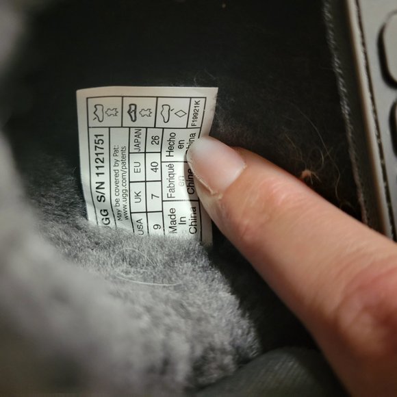 Ugg slippers- full coverage front, Very warm and Cozy warm neutral color dark gr - Picture 5 of 5